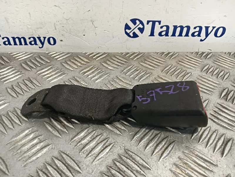 Enganche Cinturon Delantero Derecho para Suzuki Swift Berlina (Mz)