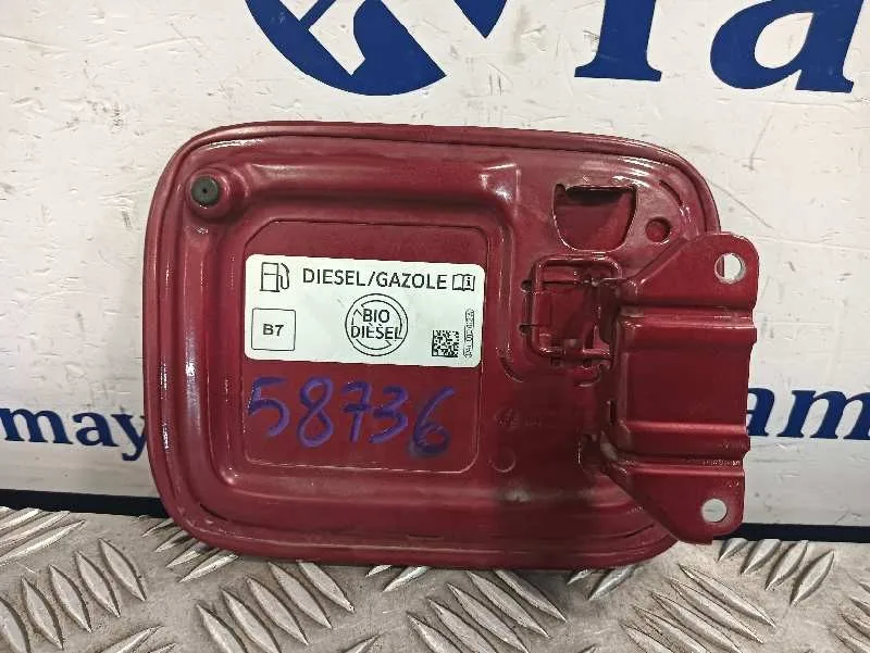 Tapa Exterior Combustible para Volkswagen Caddy Furgon/Kombi