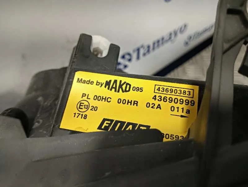 Faro Izquierdo para Fiat Doblo (119)