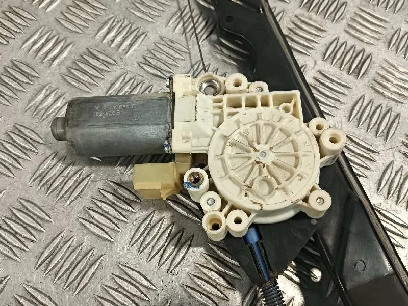 Elevalunas Delantero Izquierdo para Jeep Grand Cherokee Iii (Wh, Wk)