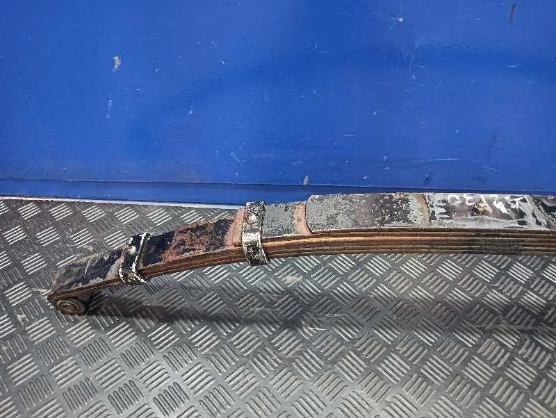 Ballesta Trasera para Nissan Patrol (K/W260)