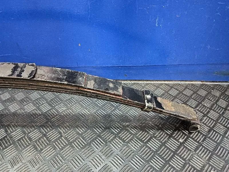 Ballesta Trasera para Nissan Patrol (K/W260)