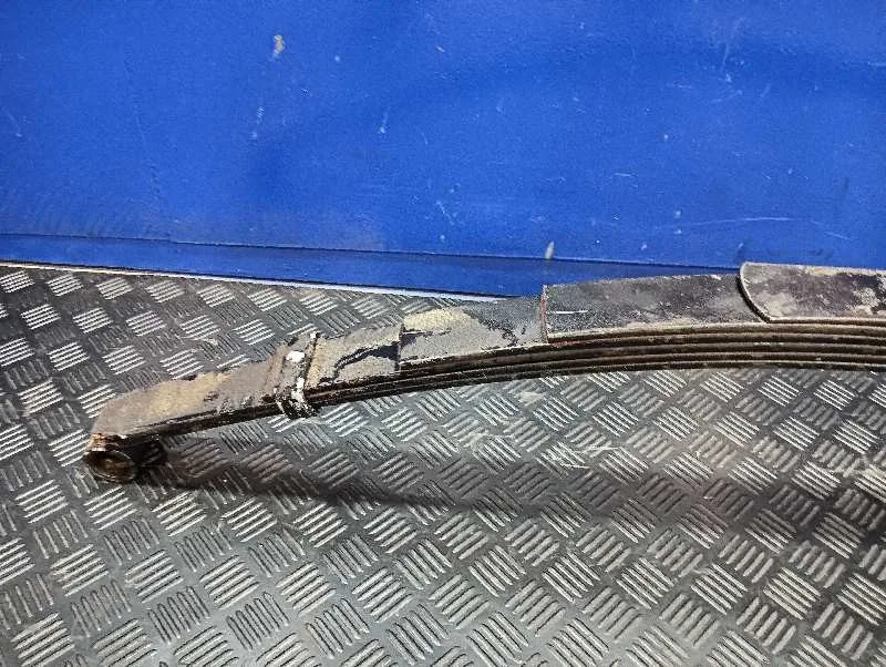 Ballesta Trasera para Nissan Patrol (K/W260)