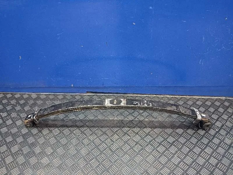 Ballesta Delantera para Nissan Patrol (K/W260)