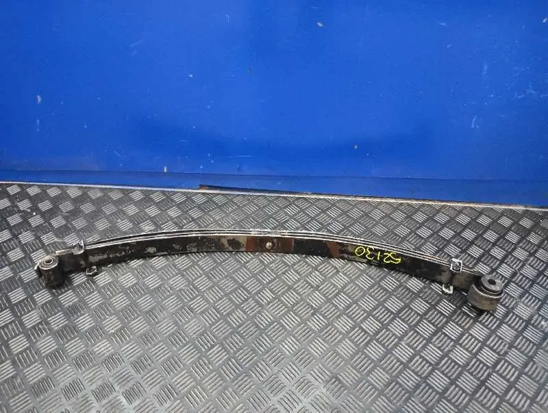 Ballesta Delantera para Nissan Patrol (K/W260)