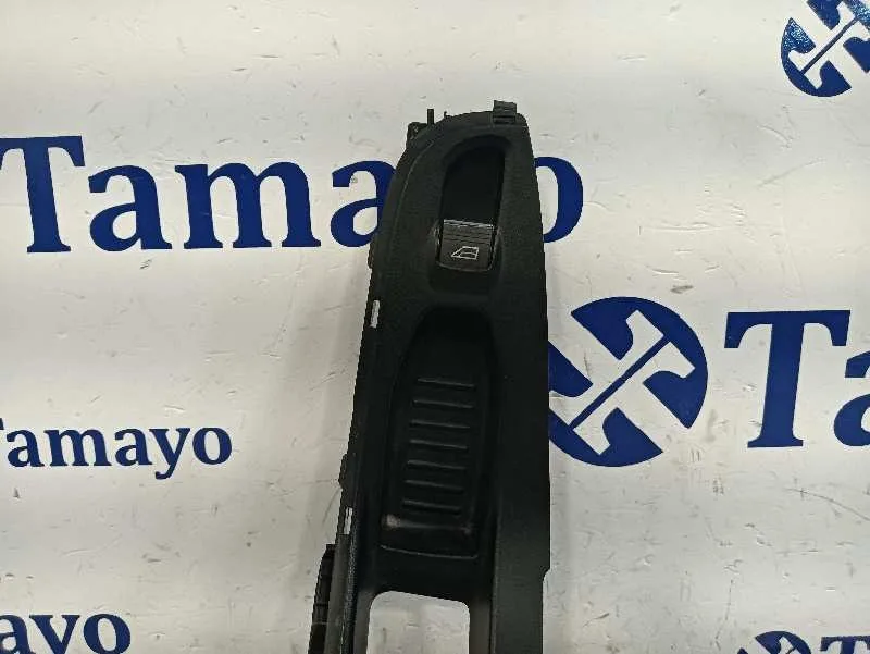 Mando Elevalunas Delantero Derecho para Ford Fiesta (Ccn)
