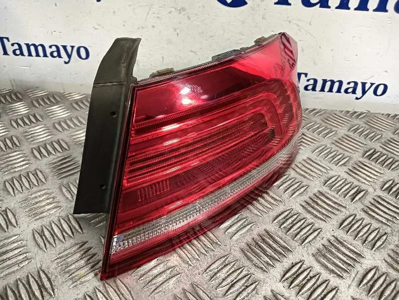 Piloto Trasero Derecho para Volkswagen Passat Lim. (3G2)