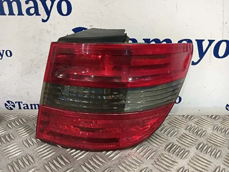 Piloto Trasero Derecho para Mercedes-Benz Clase B (W245)