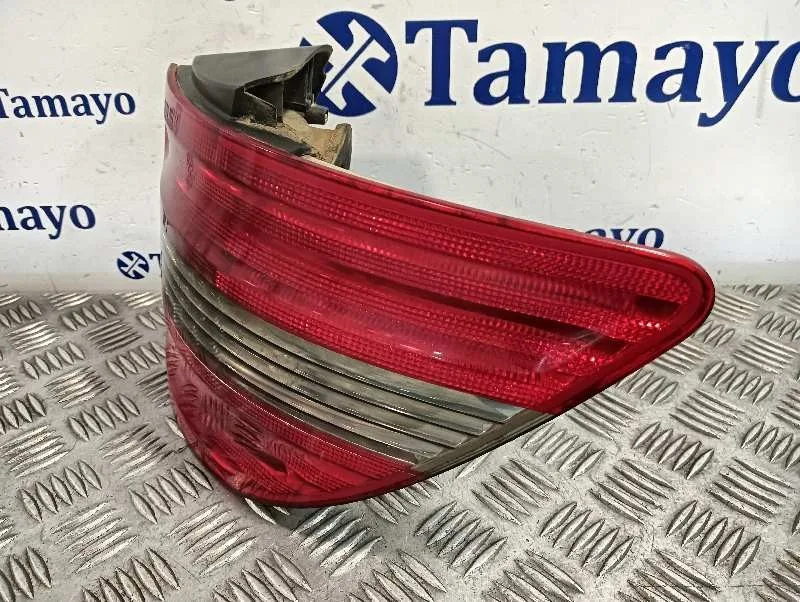 Piloto Trasero Derecho para Mercedes-Benz Clase B (W245)