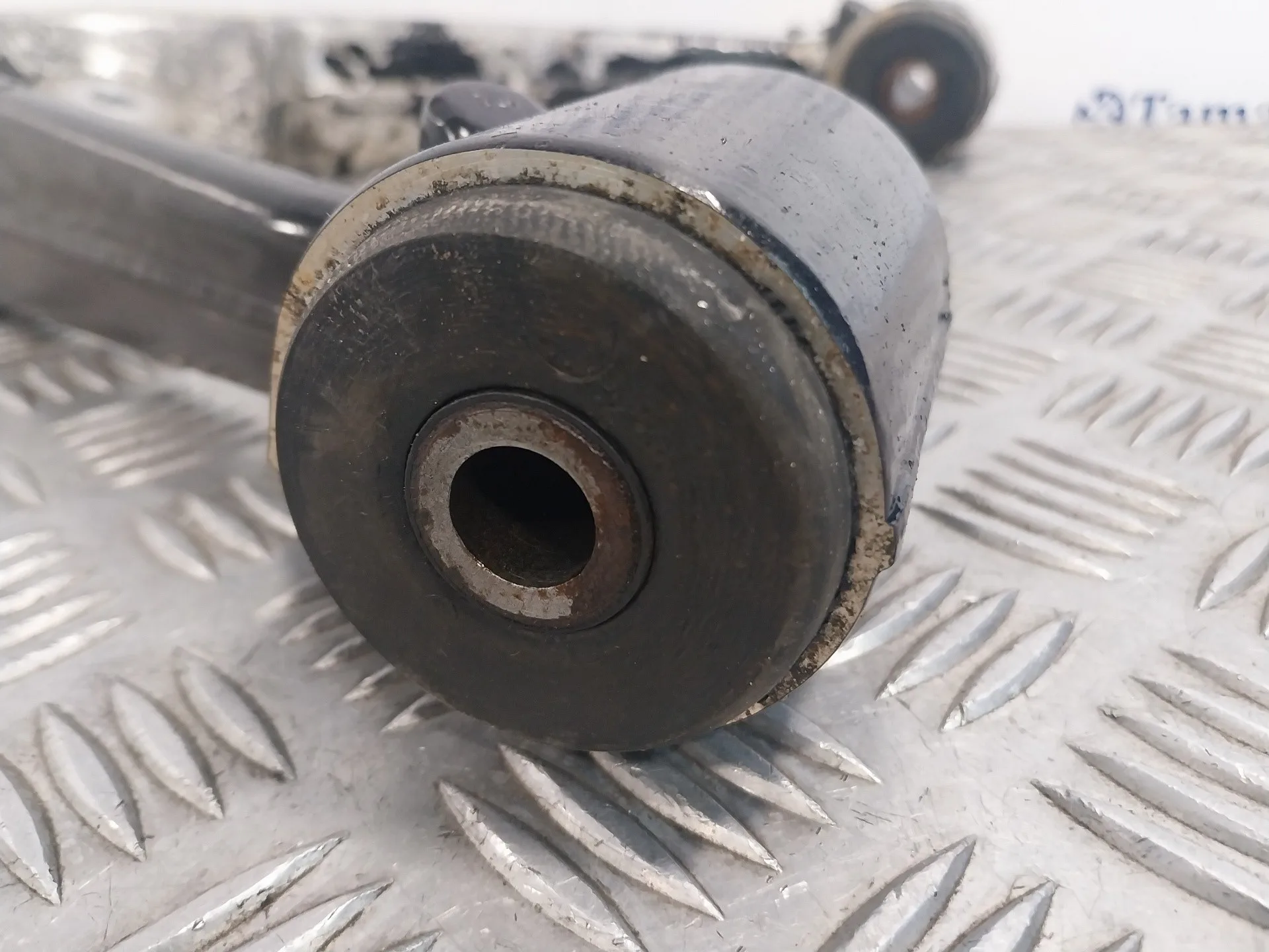 Brazo Suspension Inferior Trasero Derecho para Mercedes-Benz Clase M (W163)