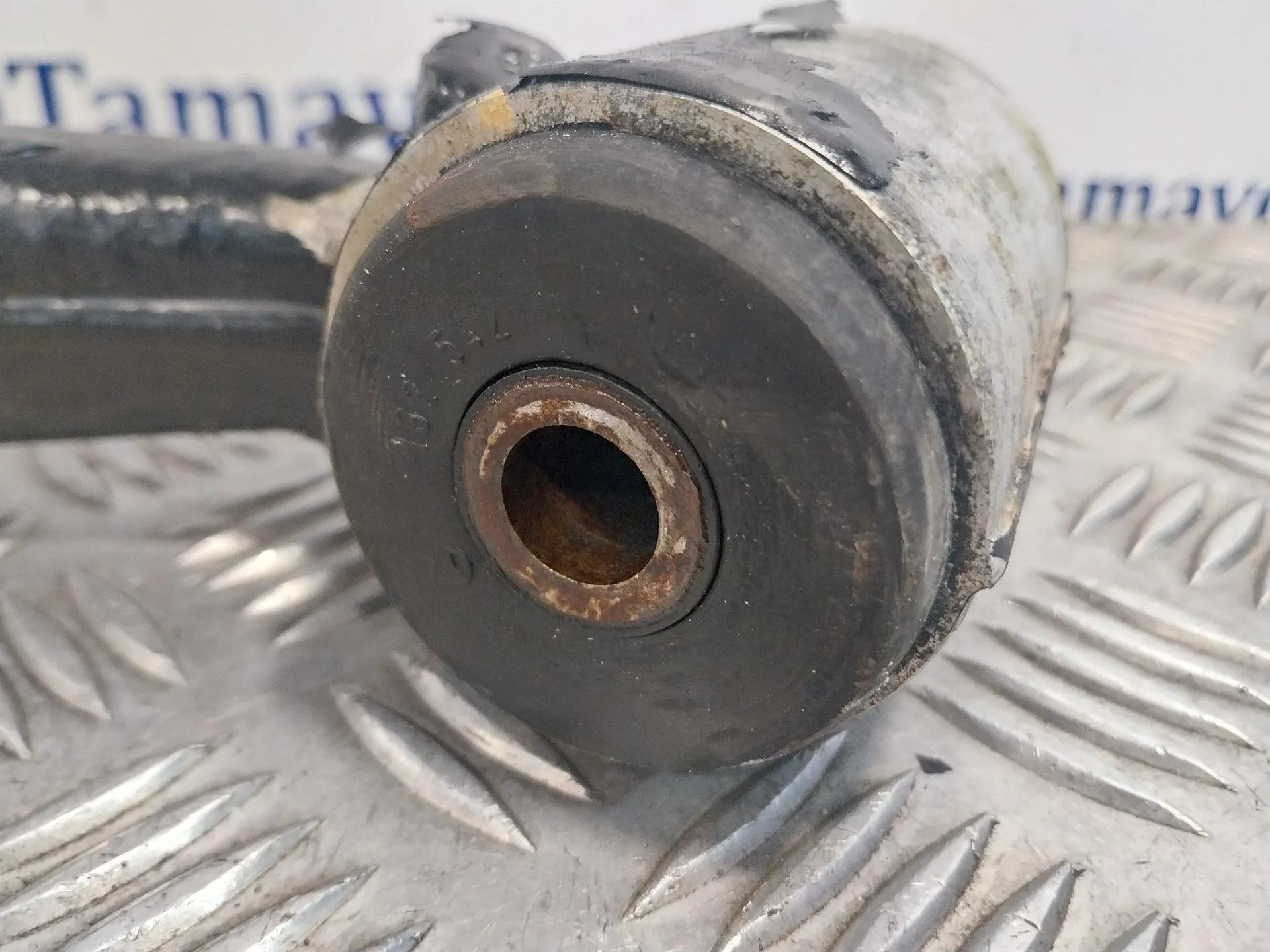Brazo Suspension Inferior Trasero Derecho para Mercedes-Benz Clase M (W163)