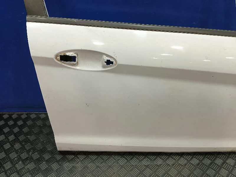Puerta Delantera Derecha para Ford Fiesta (Ccn)