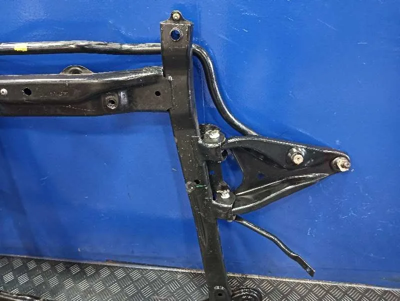 Puente Delantero para Dacia Logan