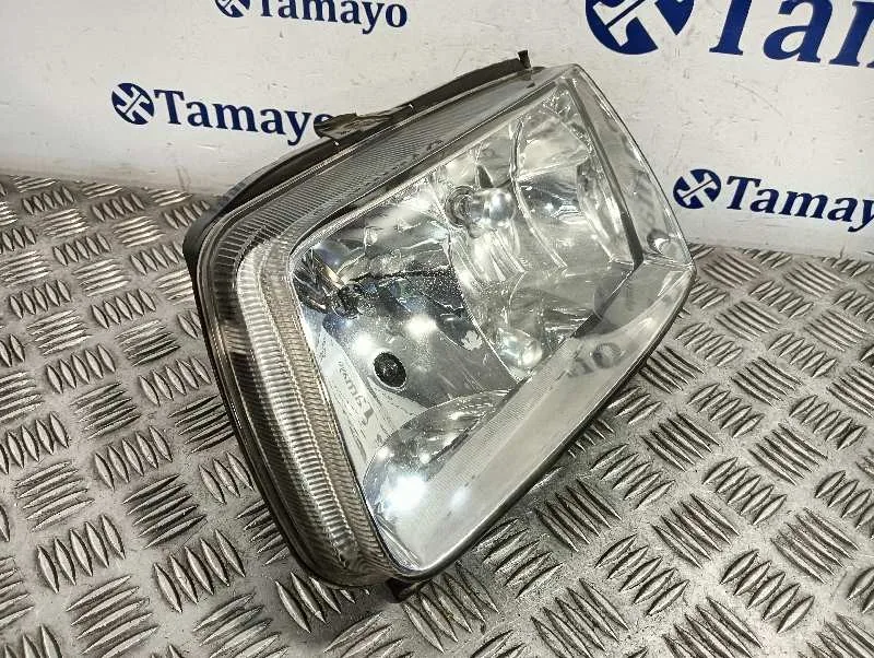 Faro Izquierdo para Volkswagen Polo Berlina (6N2)