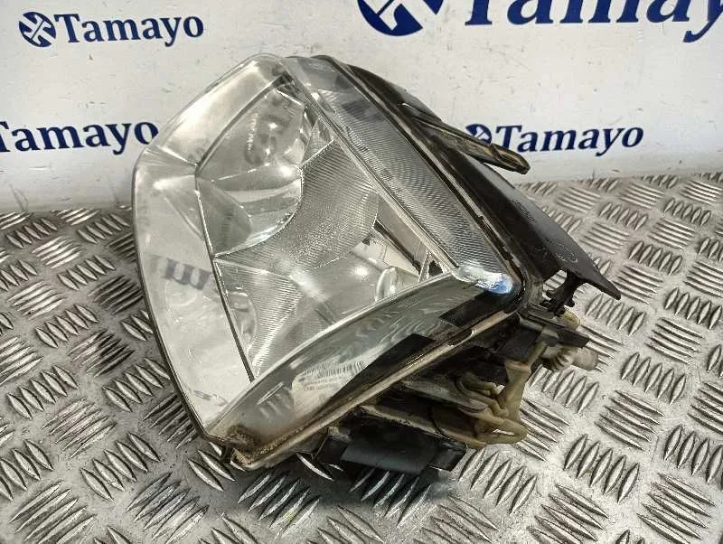 Faro Izquierdo para Volkswagen Polo Berlina (6N2)