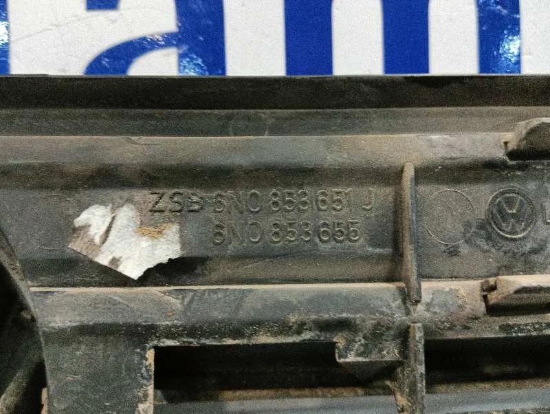 Rejilla Delantera para Volkswagen Polo Berlina (6N2)