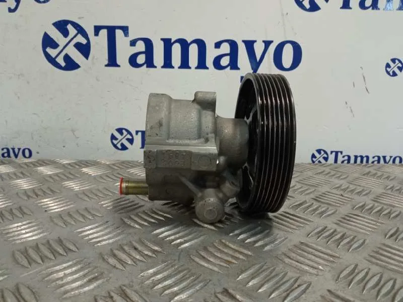 Bomba Direccion para Nissan Primera Berlina (P12)