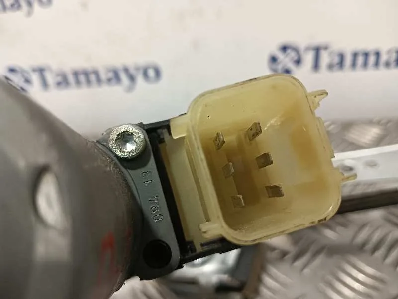 Elevalunas Delantero Izquierdo para Ford Fiesta (Ccn)