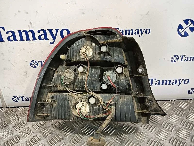 Piloto Trasero Derecho para Kia Shuma