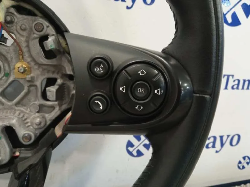 Volante para Mini Countryman (F60)
