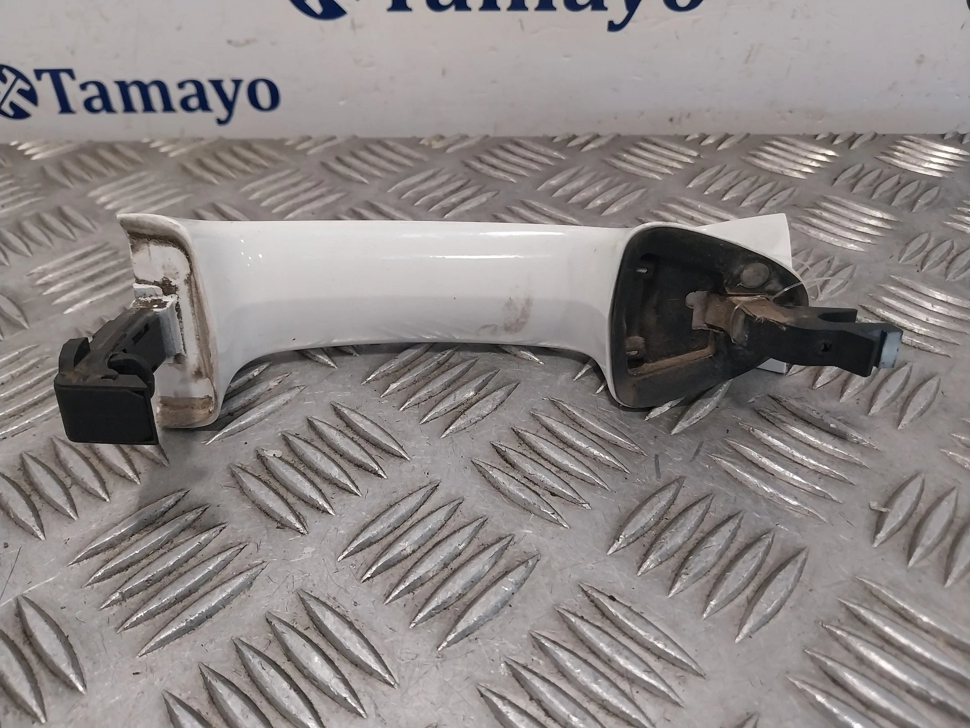 Maneta Exterior Delantera Izquierda para Ford Fiesta (Ccn)