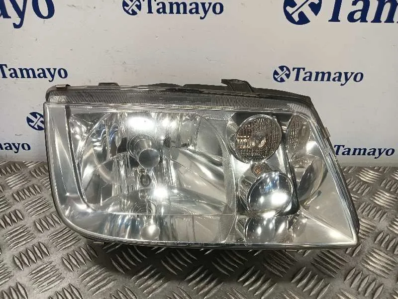 Faro Derecho para Volkswagen Bora Berlina (1J2)
