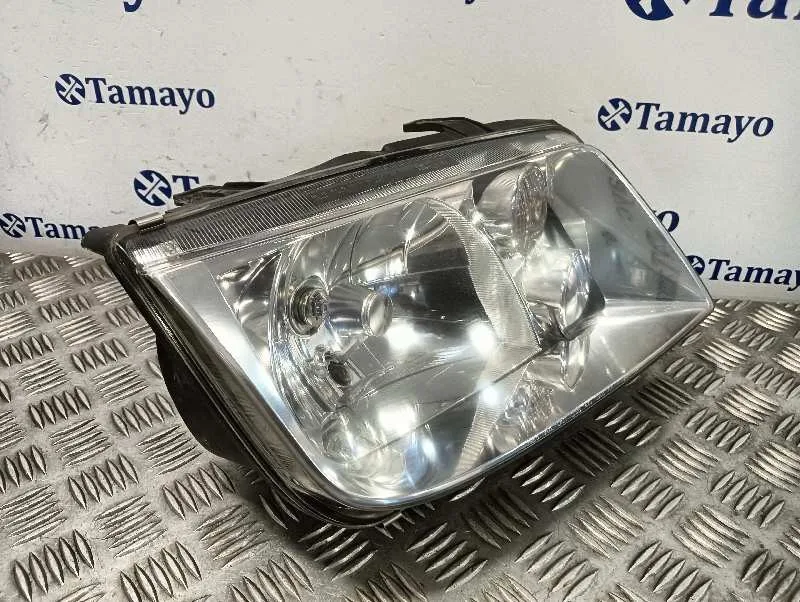 Faro Derecho para Volkswagen Bora Berlina (1J2)