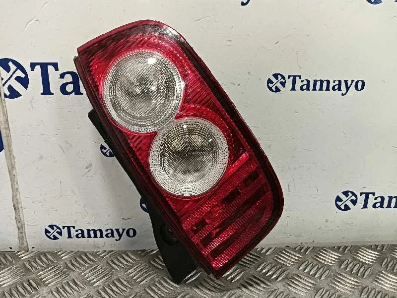 Piloto Trasero Derecho para Nissan Micra (K12E)