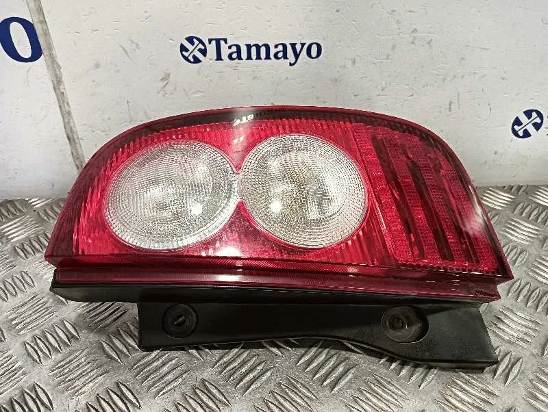 Piloto Trasero Derecho para Nissan Micra (K12E)