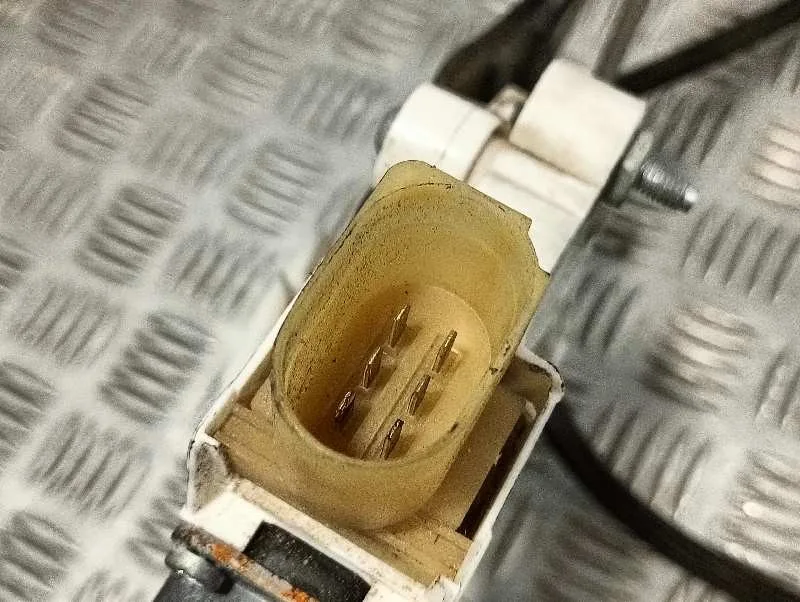 Elevalunas Delantero Derecho para Bmw Serie 1 Berlina (E81/E87)