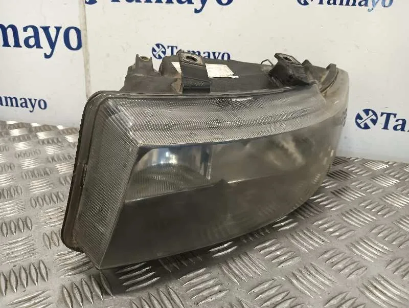 Faro Izquierdo para Seat Leon (1M1)