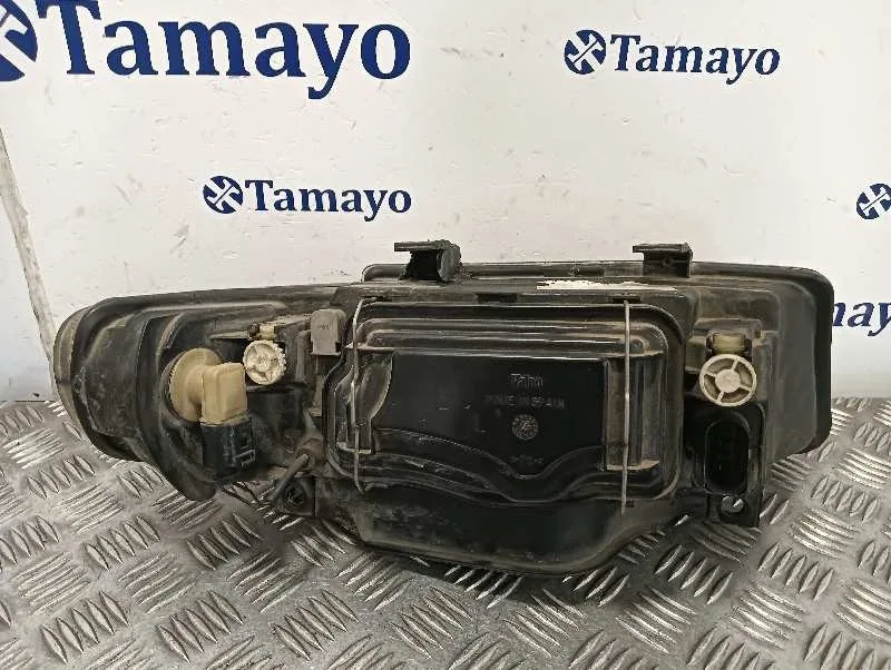 Faro Izquierdo para Seat Leon (1M1)