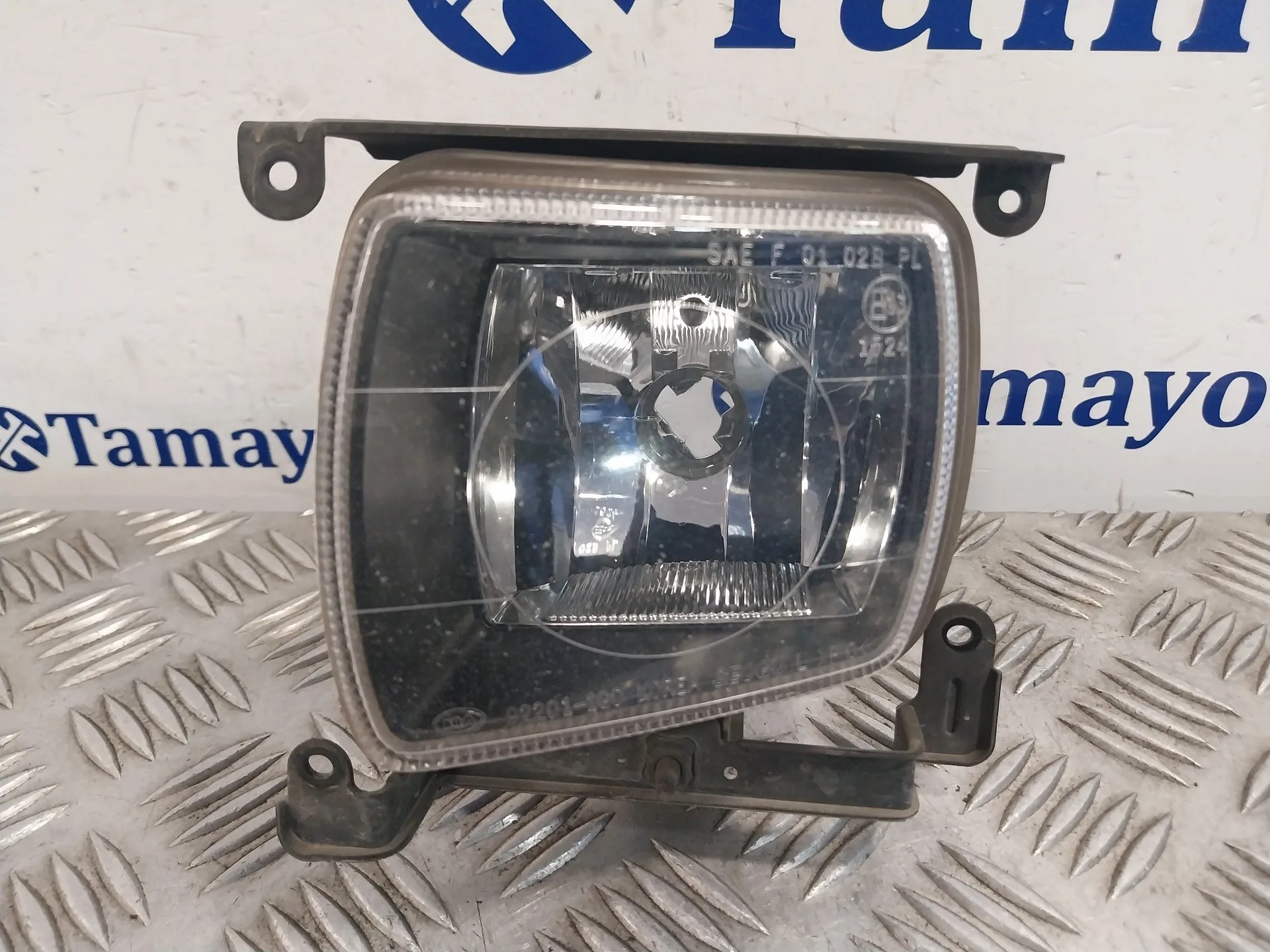 Faro Antiniebla Izquierdo para Kia Rio