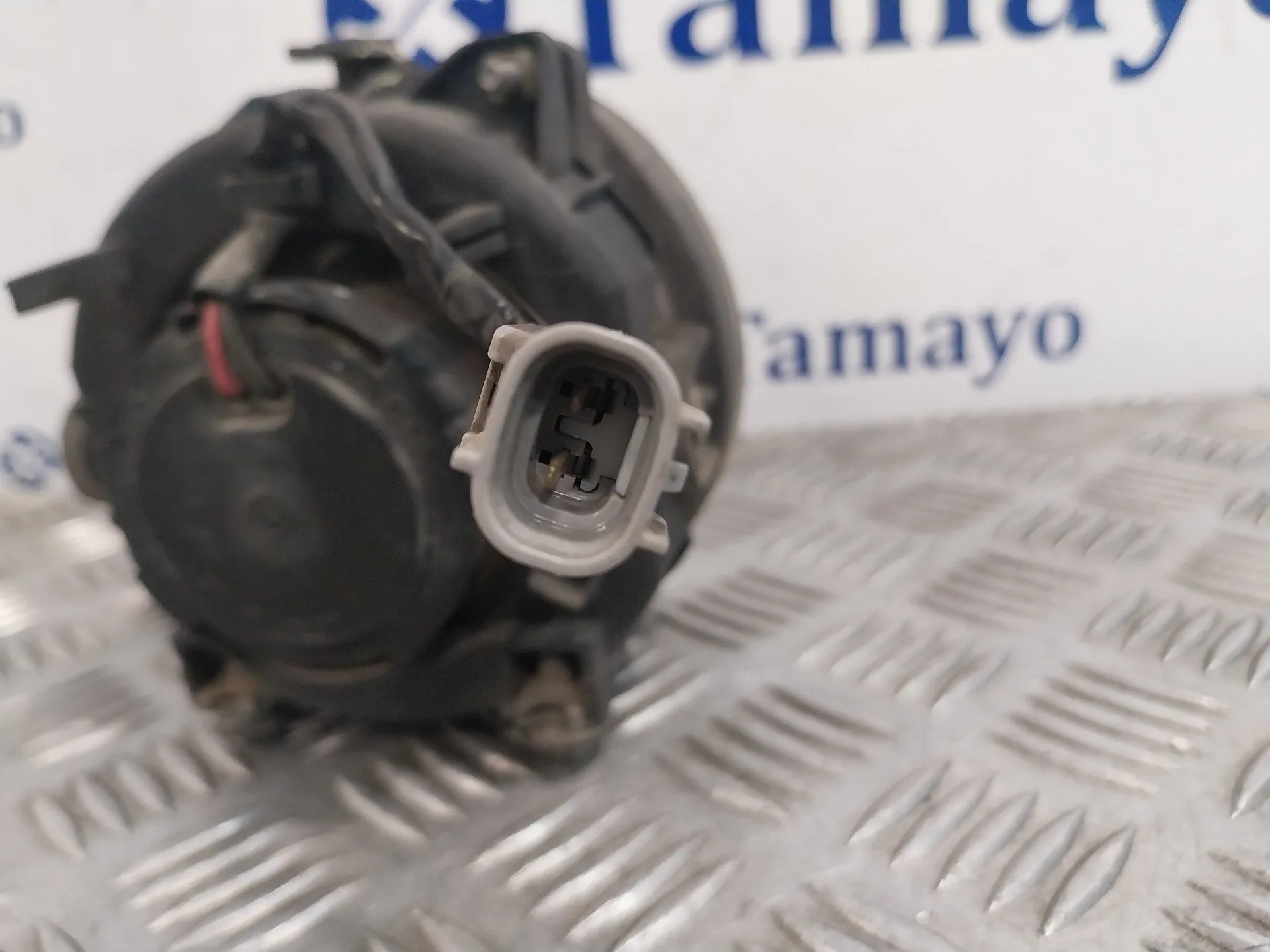 Faro Antiniebla Derecho para Subaru Legacy Familiar/Outback B13 (Bp)