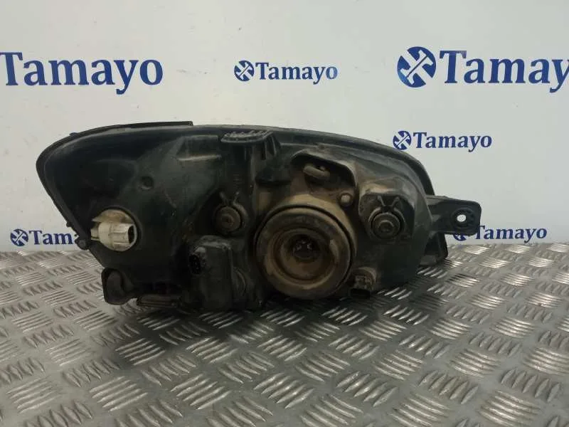 Faro Izquierdo para Hyundai Getz (Tb)