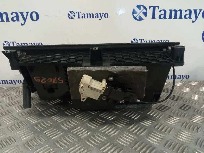 Guantera para Audi Q7 (4L)