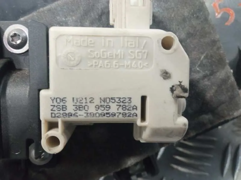 Guantera para Audi Q7 (4L)