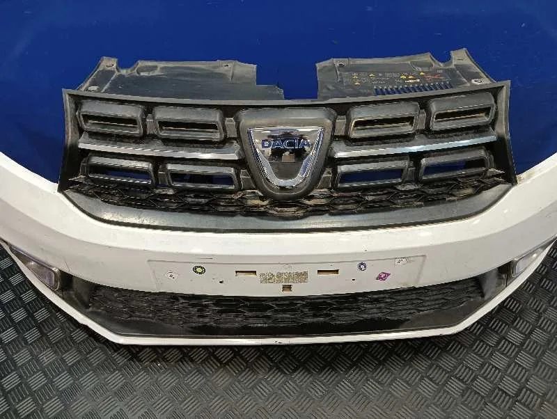Paragolpes Delantero para Dacia Sandero