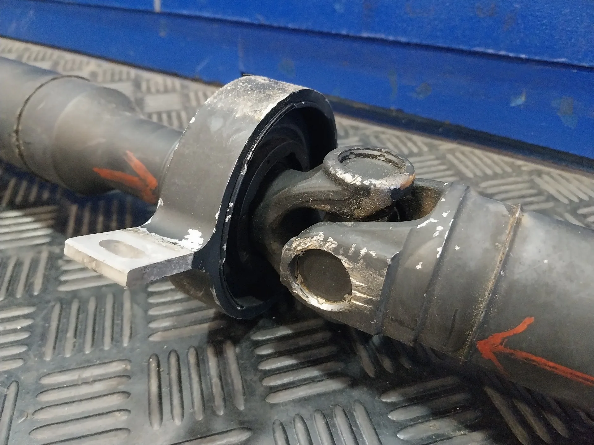 Transmision Central para Bmw Serie 1 Lim. (F20)