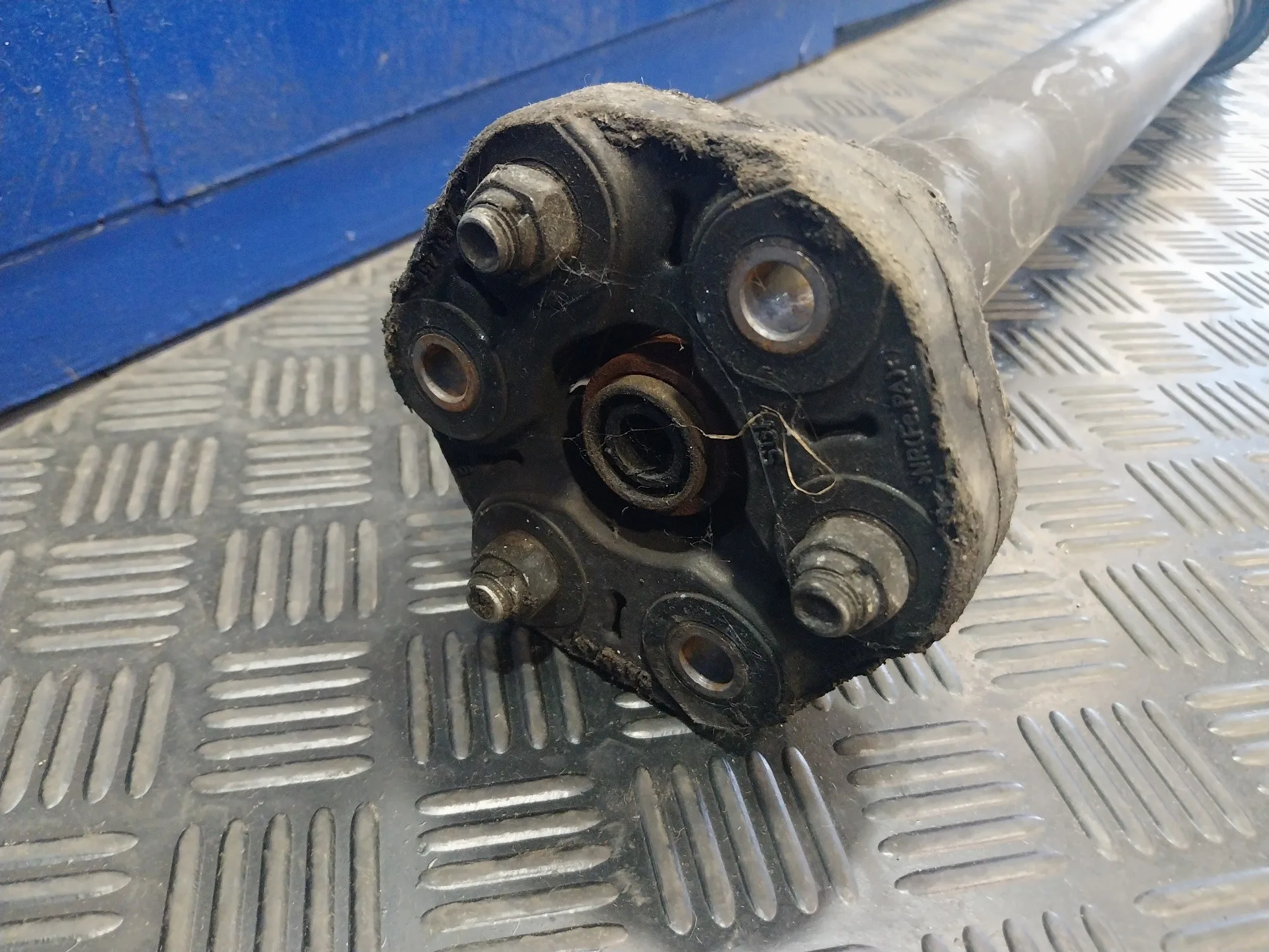 Transmision Central para Bmw Serie 1 Lim. (F20)