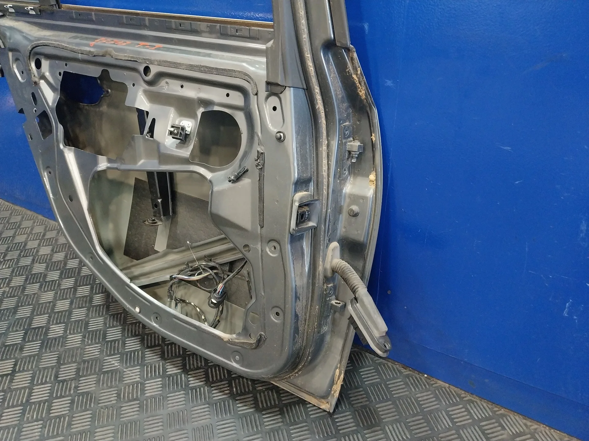 Puerta Trasera Izquierda para Bmw Serie 5 Touring (E61)