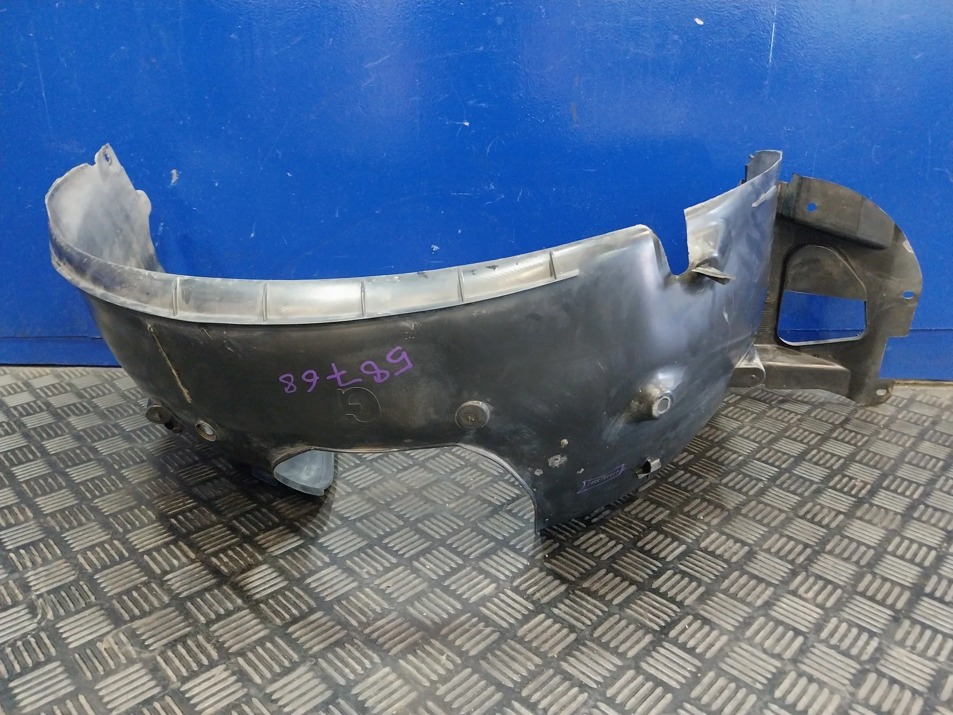 Plastico Paso Rueda Delantero Izquierdo para Citroën Ds3