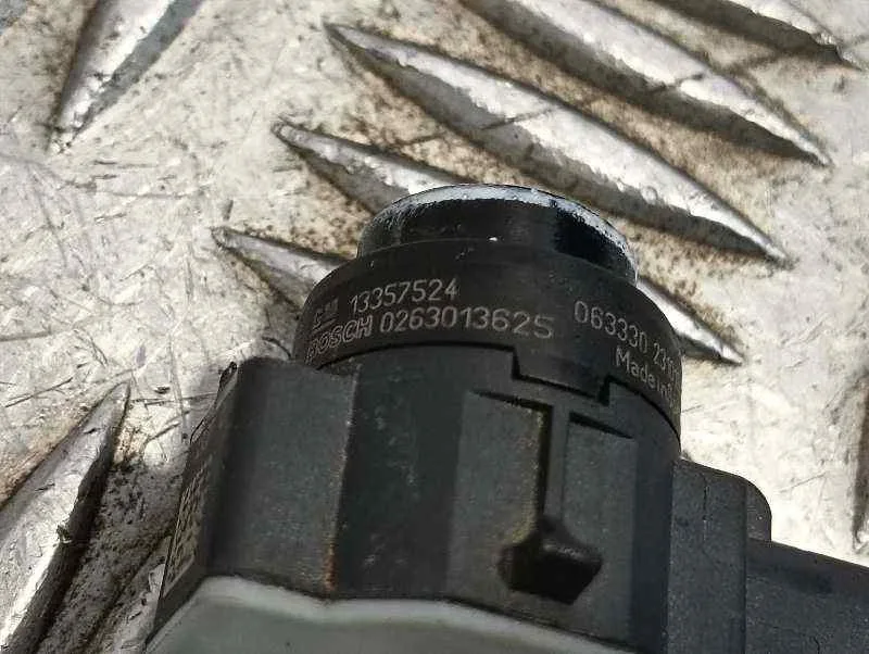 Sensor De Aparcamiento para Opel Astra J Lim.