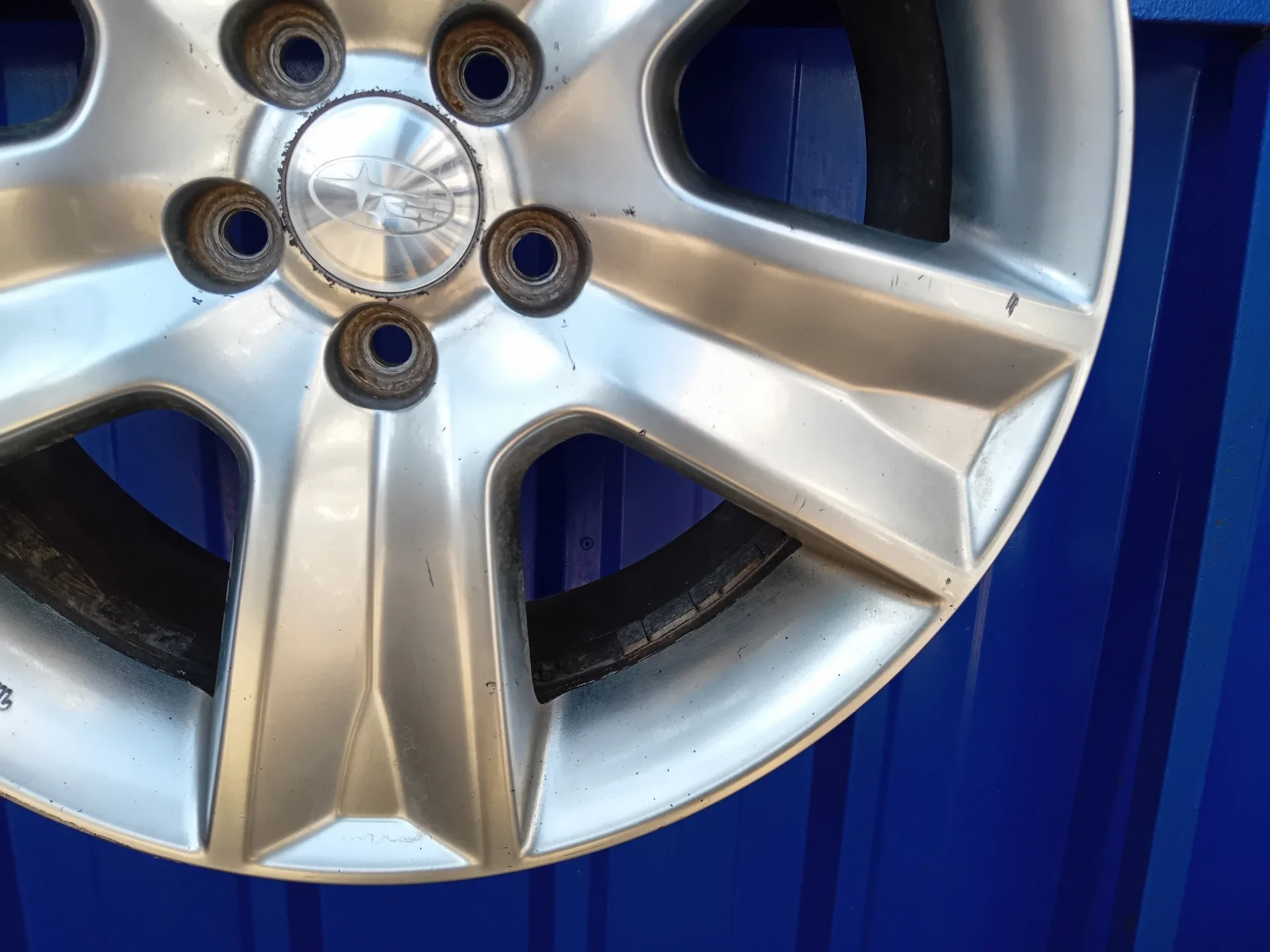 Llanta para Subaru Legacy Familiar/Outback B13 (Bp)