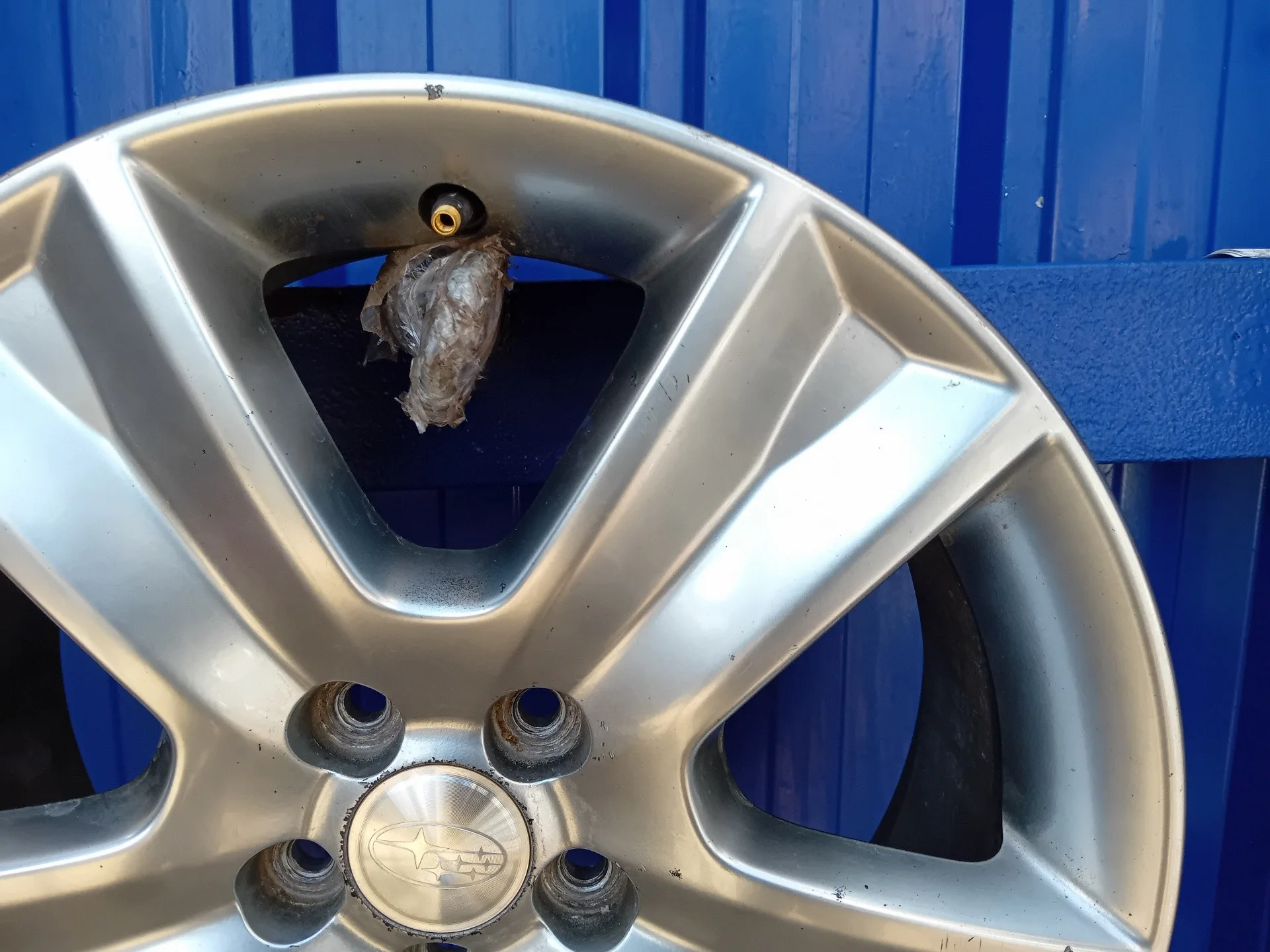 Llanta para Subaru Legacy Familiar/Outback B13 (Bp)