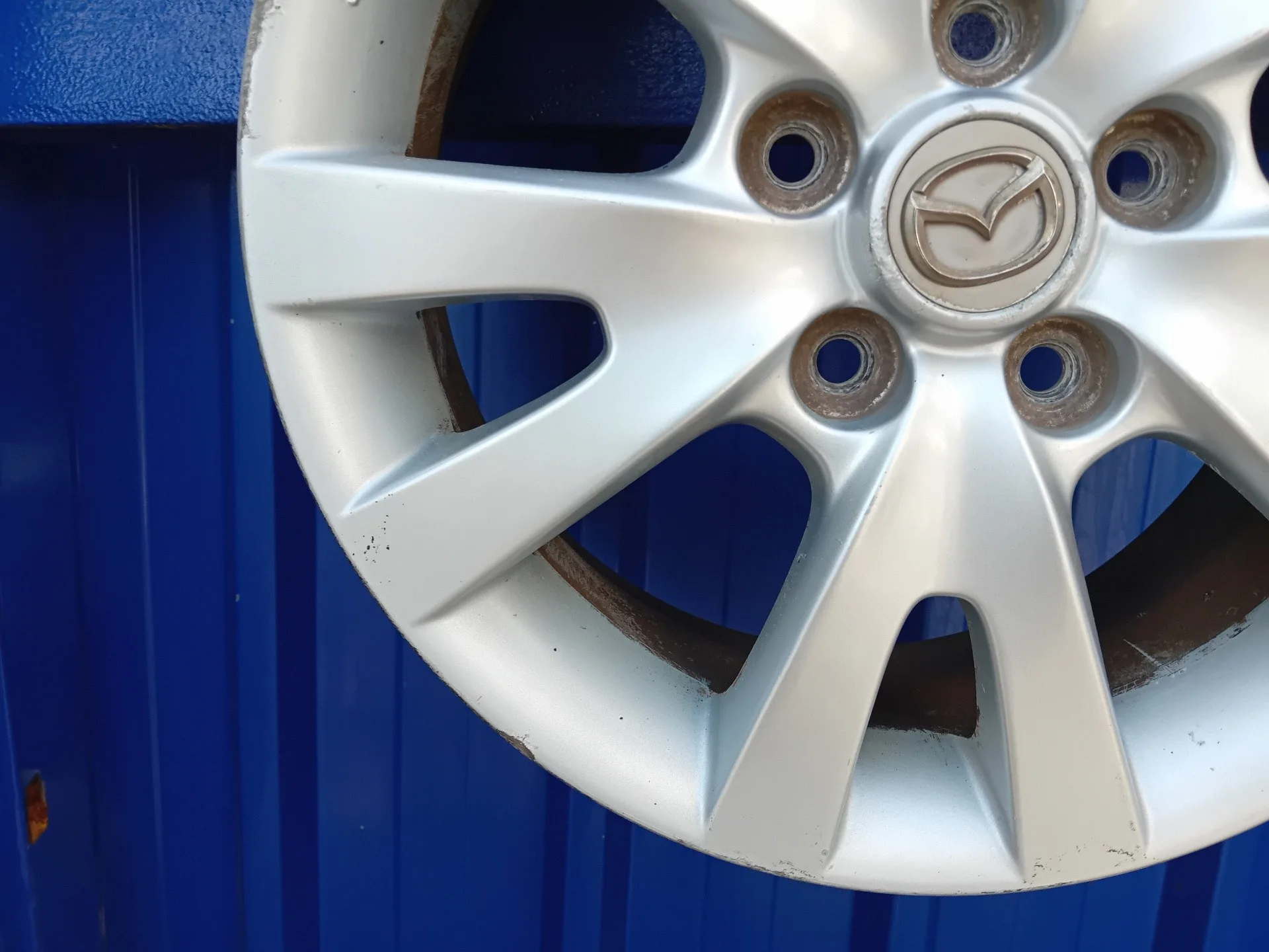 Llanta para Mazda 3 Berlina (Bk)