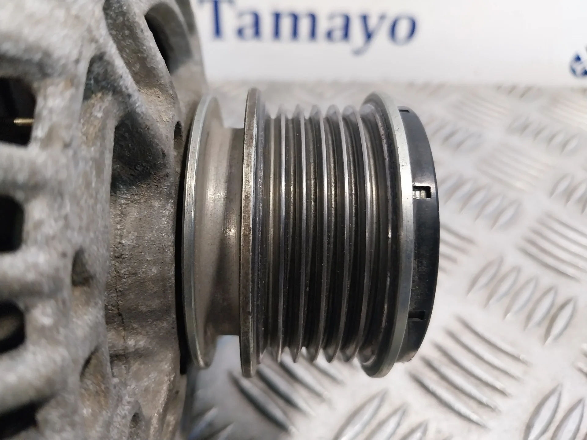 Alternador para Seat Ibiza (6L1)