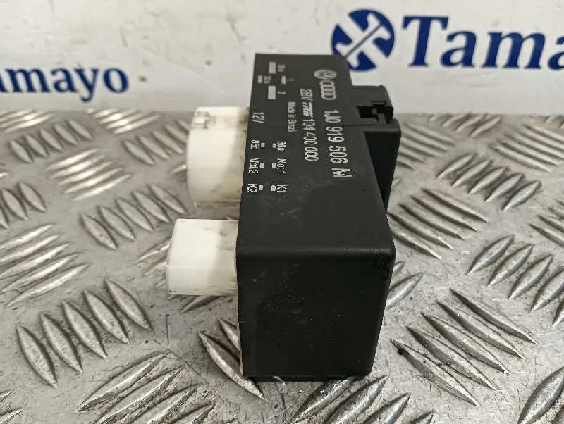 Caja Precalentamiento para Seat Ibiza (6L1)