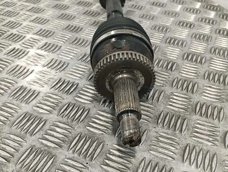 Transmision Delantera Derecha para Hyundai I40