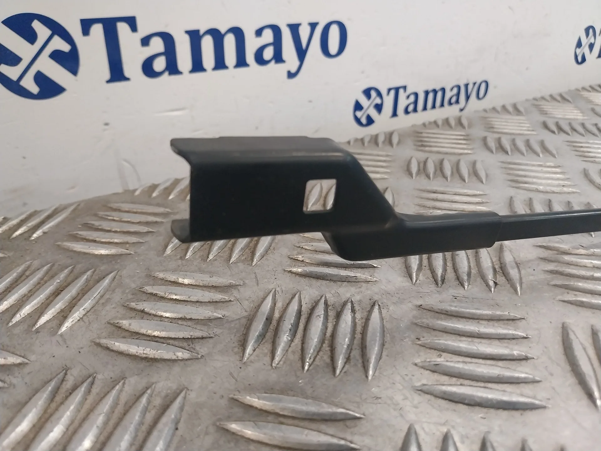 Brazo Limpia Delantero Derecho para Peugeot Partner Kombi